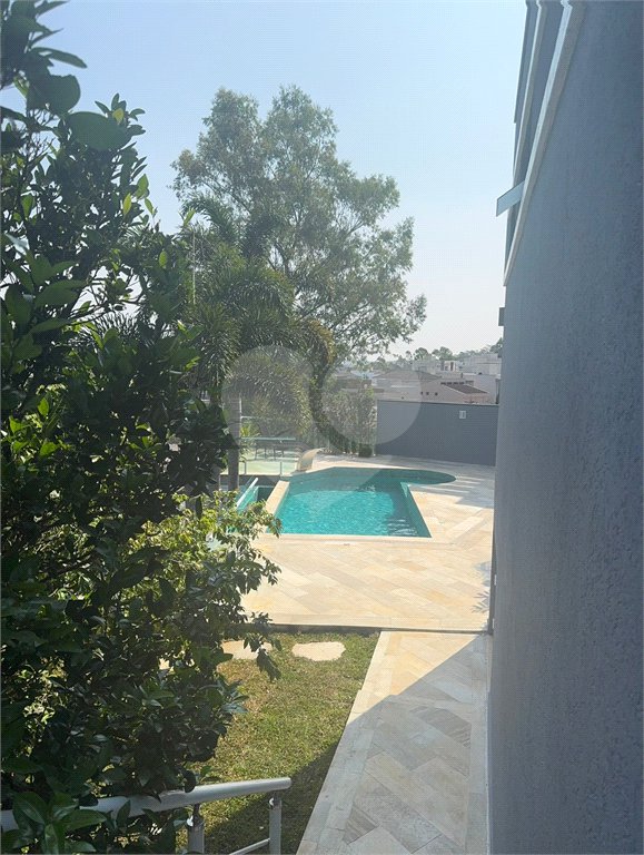 Casa à venda com 3 suítes no condomínio Aruã, Mogi das Cruzes - SP