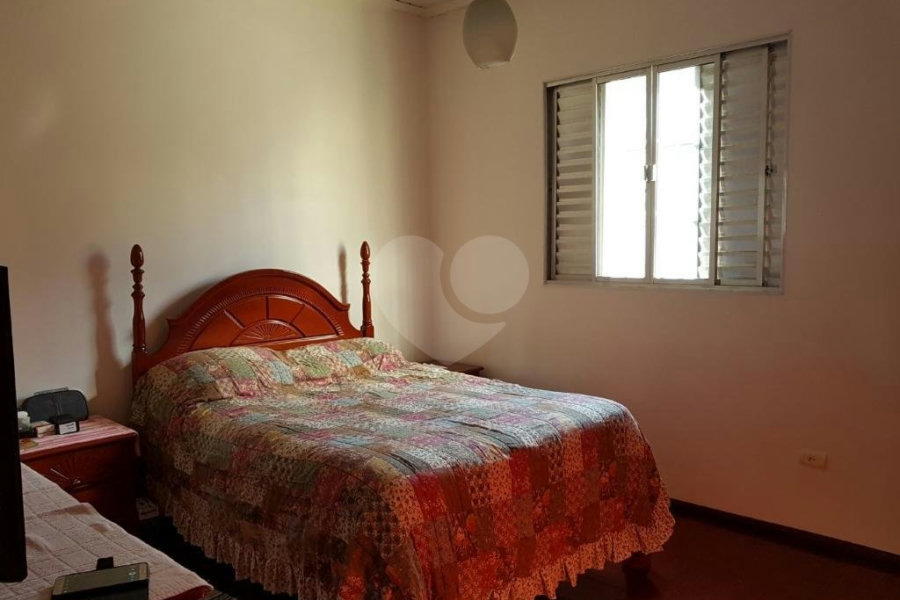 Sobrado à venda com 2 quartos em Santana, São Paulo, SP