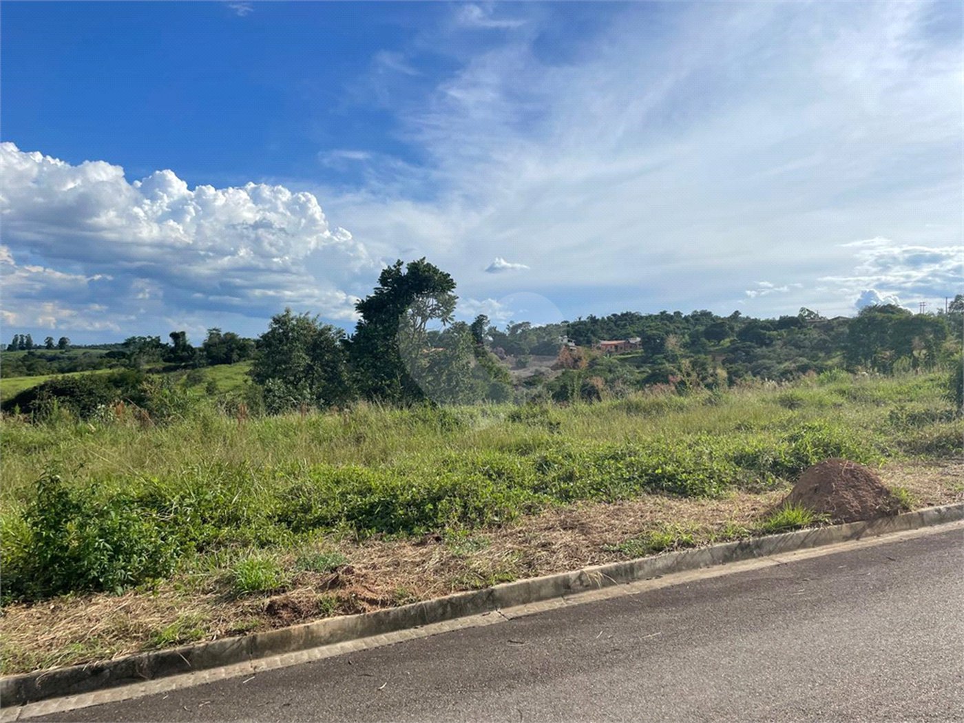 Terreno à venda em Arataba II, Louveira, SP