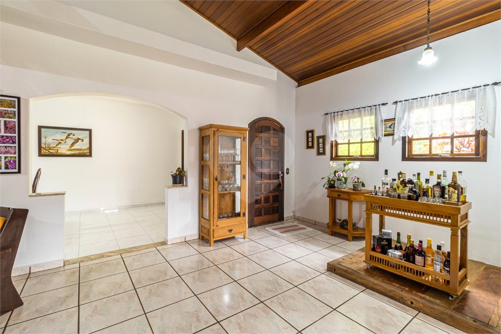 Chácara à venda com 4 quartos, sendo 2 suítes, em Portão, Atibaia, SP