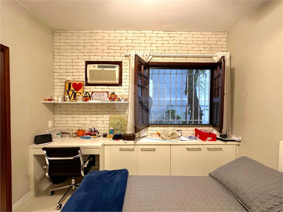 Casa de Vila à venda com 4 quartos, sendo 2 suítes,  em Botafogo, Rio de Janeiro, RJ