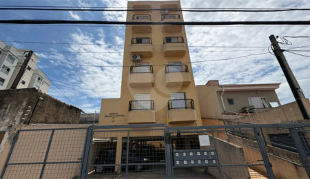 Apartamento à venda com 2 quartos, sendo 1 suíte,  em Jardim Leocádia, Sorocaba, SP