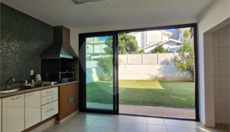 Casa à venda ou para alugar com 3 quartos, sendo 1 suíte, no condomínio Recanto dos Paturis, Vinhedo - SP