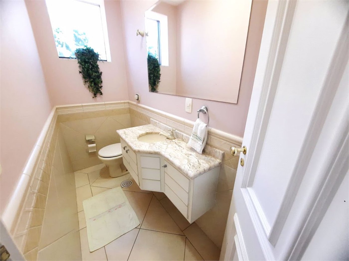 Apartamento Residencial à venda, Balneário Cidade Atlântica, Guarujá - AP1137.