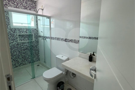 Casa à venda com 3 suítes em Vila Augusta, Guarulhos, SP