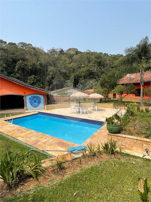 Casa à venda ou para alugar com 4 suítes no condomínio Alpes da Cantareira, Mairiporã - SP