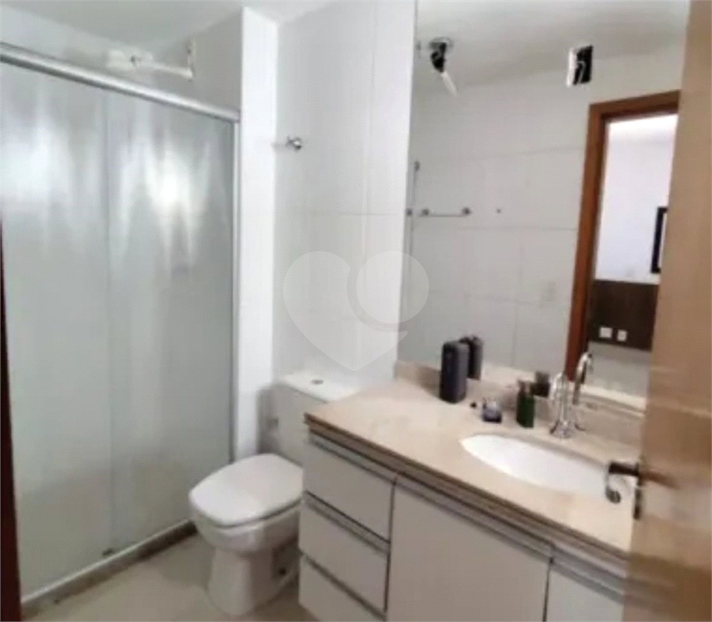 Apartamento à venda com 3 suítes em Santa Rosa, Cuiabá, MT