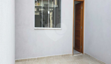 Sobrado à venda com 3 quartos, sendo 1 suíte,  em Vila Romero, São Paulo, SP
