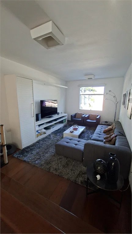 Casa à venda com 5 quartos, sendo 4 suítes, em Butantã, São Paulo, SP