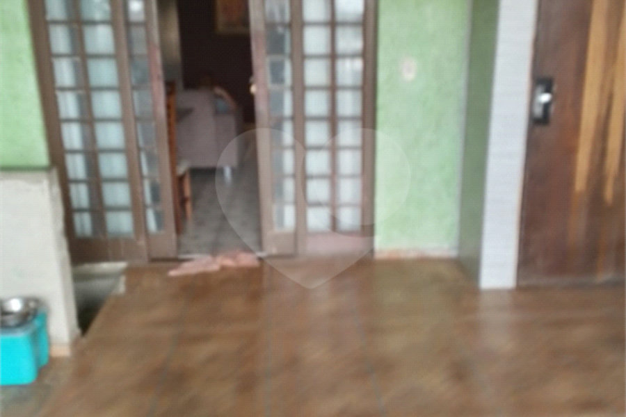 Sobrado à venda com 4 quartos no Brasilândia, São Paulo, SP