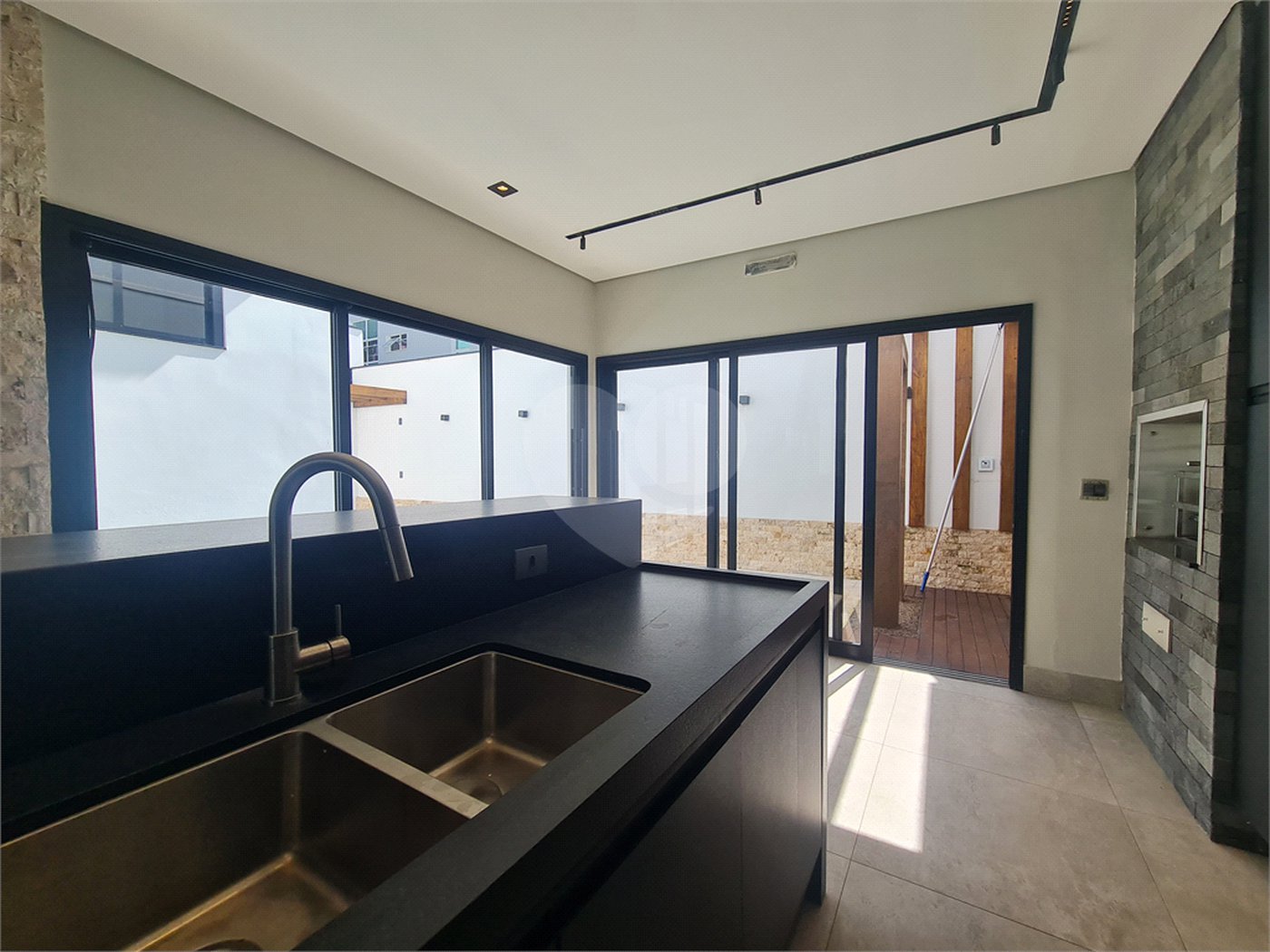 Casa à venda com 3 suítes no condomínio Parque Ibiti Reserva, Sorocaba - SP