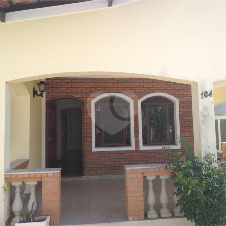 Casa à venda com 3 quartos, sendo 1 suíte,  em Santa Rosa, Vinhedo, SP