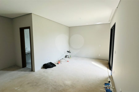 Casa à venda com 3 suítes no condomínio Santa Isabel I, Louveira - SP