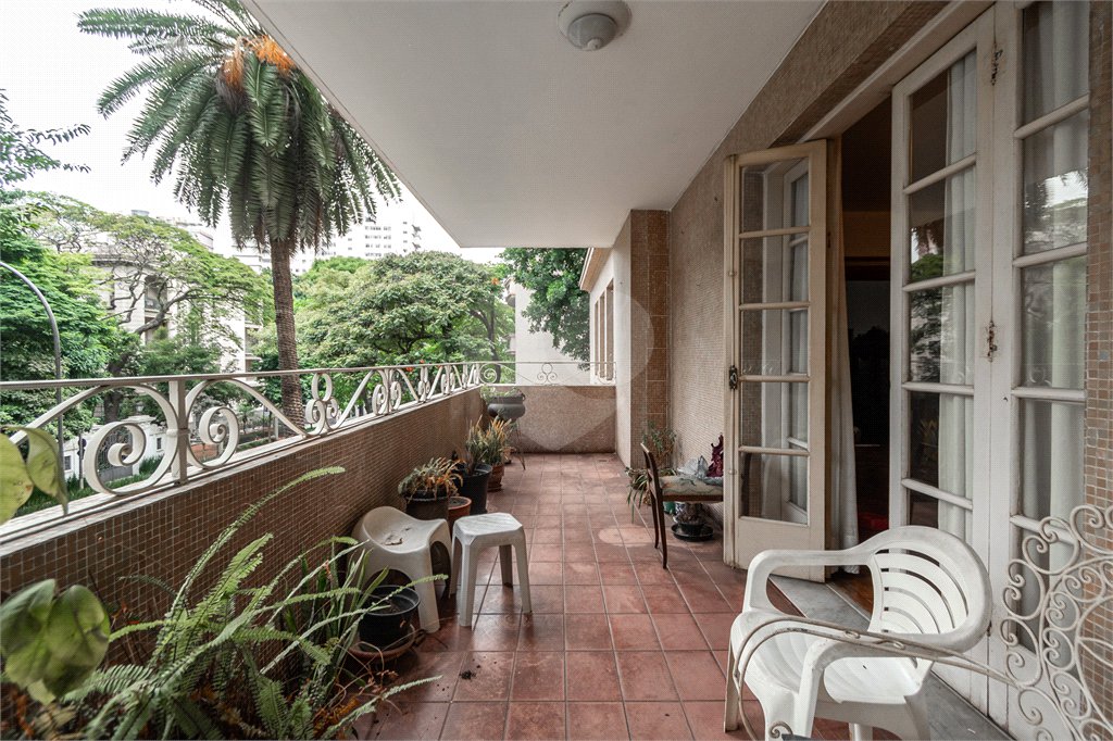 Apartamento à venda com 4 quartos, sendo 1 suíte, em Higienópolis, São Paulo, SP