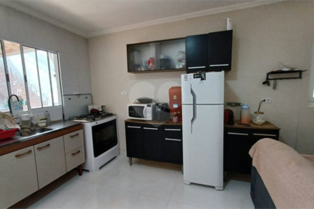 Casa à venda com 3 quartos, sendo 2 suítes,  em Vila Boaçava, São Paulo, SP
