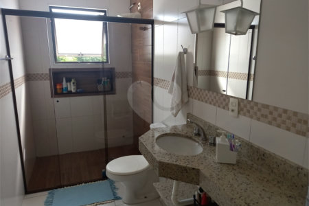 Casa à venda com 3 quartos, sendo 1 suíte,  em Parada Inglesa, São Paulo, SP