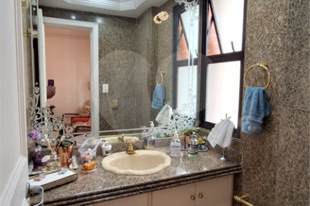 Apartamento à venda com 3 suítes em Pacaembu, São Paulo, SP