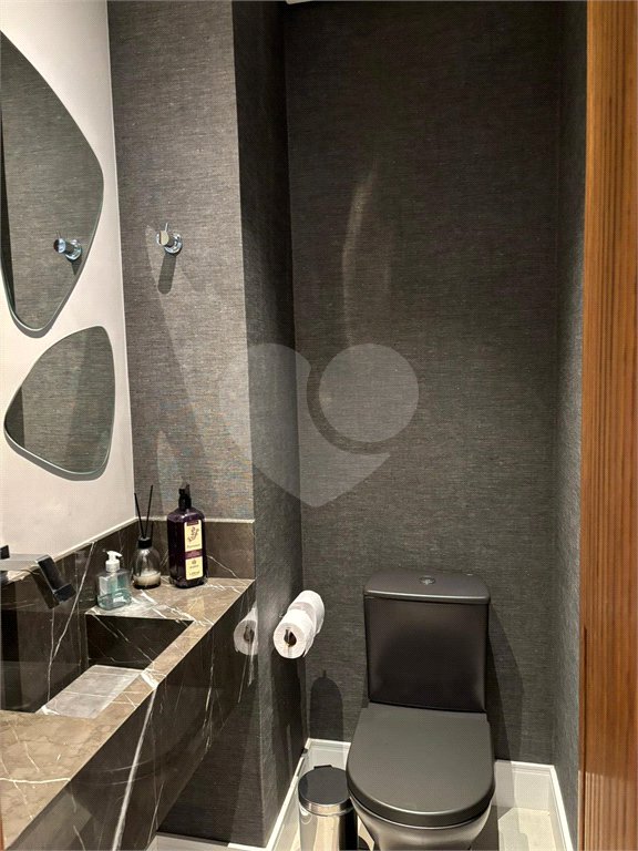 Apartamento Garden na Mooca de 322m² com 3 suítes e 5 vagas.
