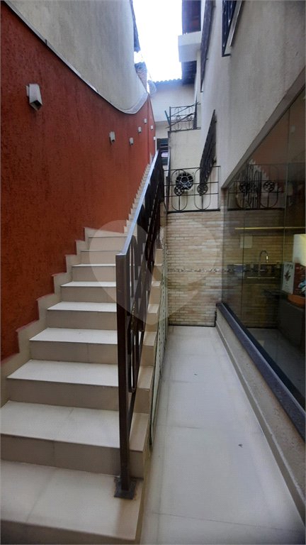 Casa à venda com 3 quartos, sendo 2 suítes,  em Vila Galvão, Guarulhos, SP