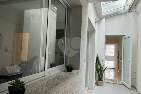 Casa à venda com 3 suítes em Santana, São Paulo, SP
