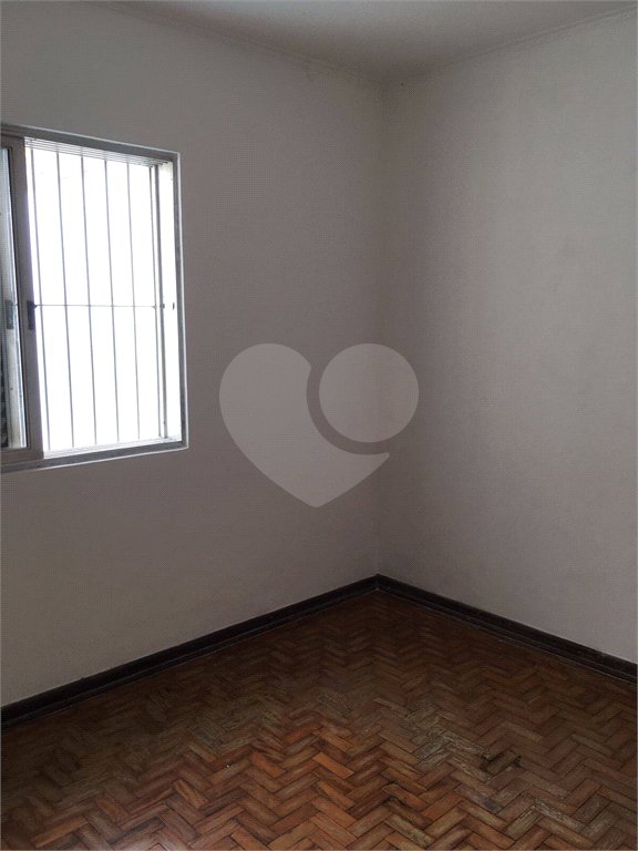 Casa à venda com 3 quartos, sendo 1 suíte, em Parque Bristol, São Paulo, SP