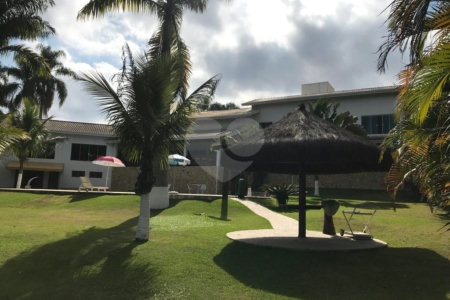 Casa à venda com 4 suítes no Centro, Guararema, SP