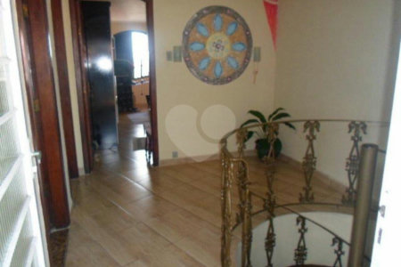 Casa Térrea à venda com 4 quartos em Tucuruvi, São Paulo, SP
