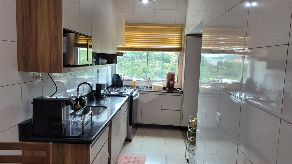 Casa à venda com 6 quartos, sendo 2 suítes, em Laranjeiras, Caieiras, SP