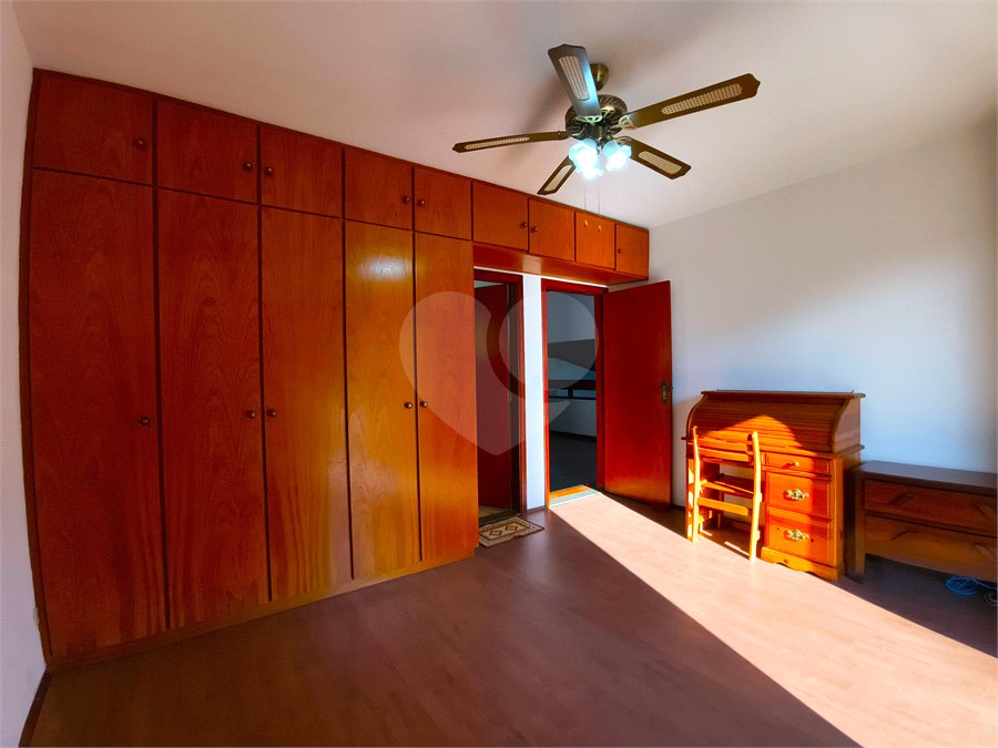 Casa à venda com 4 quartos, sendo 3 suítes,  no condomínio Village D'avignon, Sorocaba - SP