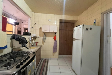 Apartamento com 2 dormitórios à venda, 94 m² por R$ 650.000,00 - Gonzaga - Santos/SP