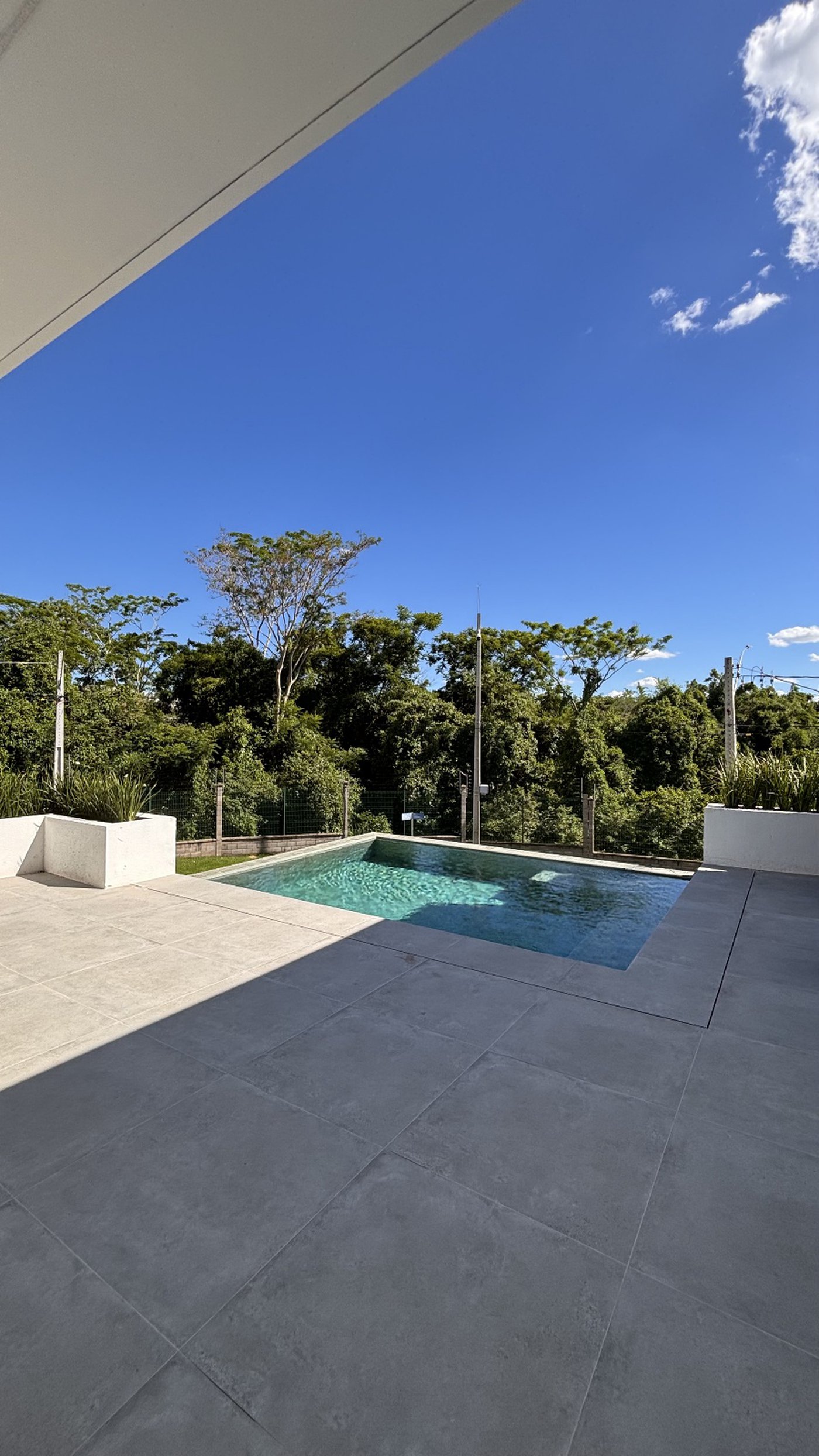 Casa à venda com 4 quartos, sendo 2 suítes, no condomínio Residencial Damha Belvedere, Presidente Prudente - SP