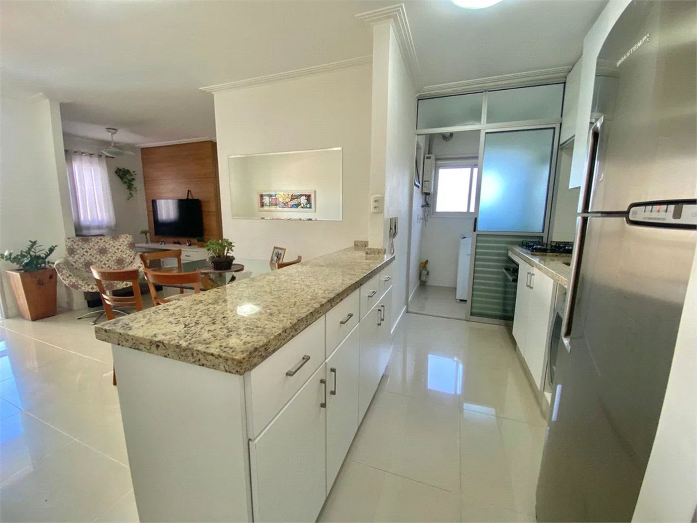 Apartamento à venda com 2 quartos, sendo 1 suíte, em Água Branca, São Paulo, SP