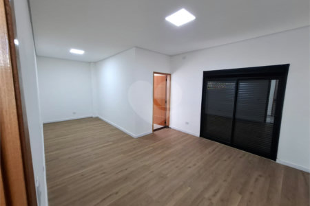 Casa à venda ou para alugar com 3 suítes no condomínio Residencial Veredas, Mogi das Cruzes - SP
