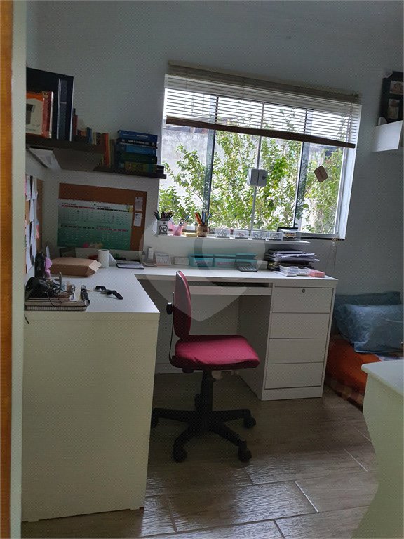 Sobrado à venda com 2 quartos, sendo 1 suíte, em Jardim Meliunas, São Paulo, SP