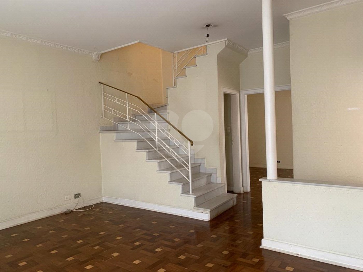 Casa à venda com 3 quartos, sendo 1 suíte,  em Aclimação, São Paulo, SP