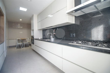 Apartamento à venda com 4 quartos, sendo 2 suítes,  em Tijuca, Rio de Janeiro, RJ