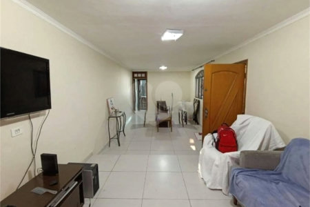 Sobrado à venda com 3 quartos, sendo 1 suíte, em Jardim Bonfiglioli, São Paulo, SP