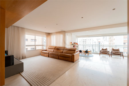 Apartamento à venda com 3 suítes em Campo Belo, São Paulo, SP