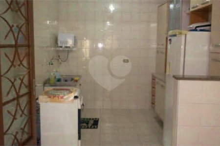 Casa à venda com 2 quartos, sendo 1 suíte, em Vila Gumercindo, São Paulo, SP