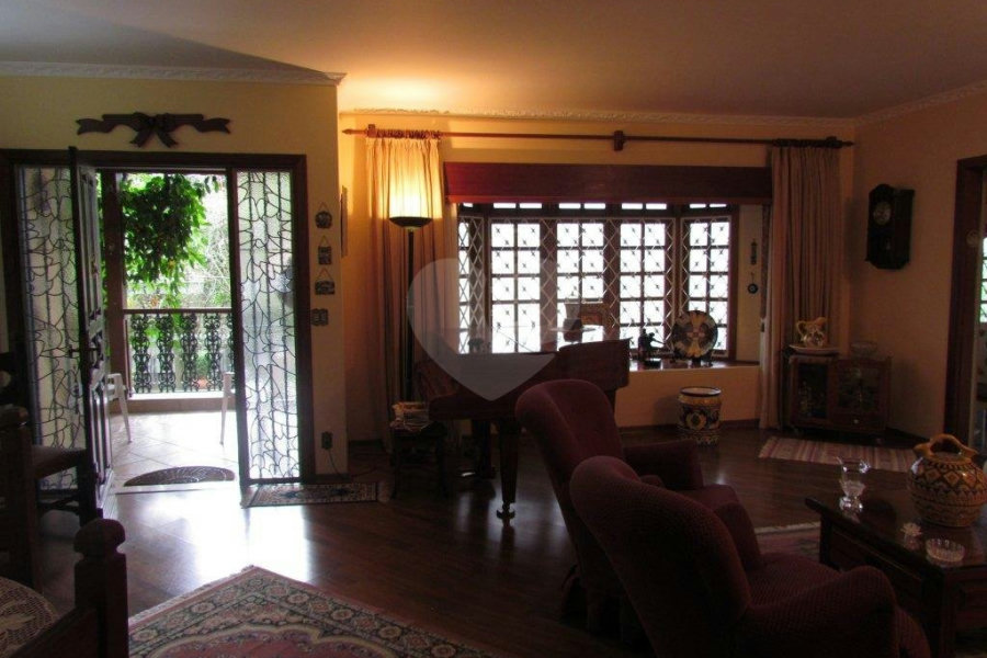 Casa Térrea à venda com 3 quartos, sendo 1 suíte, em Horto Florestal, São Paulo, SP
