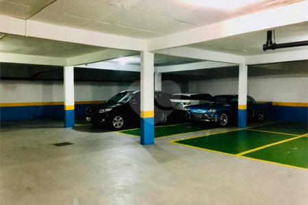 Apartamento à venda com 4 quartos, sendo 2 suítes, em Bosque da Saúde, São Paulo, SP