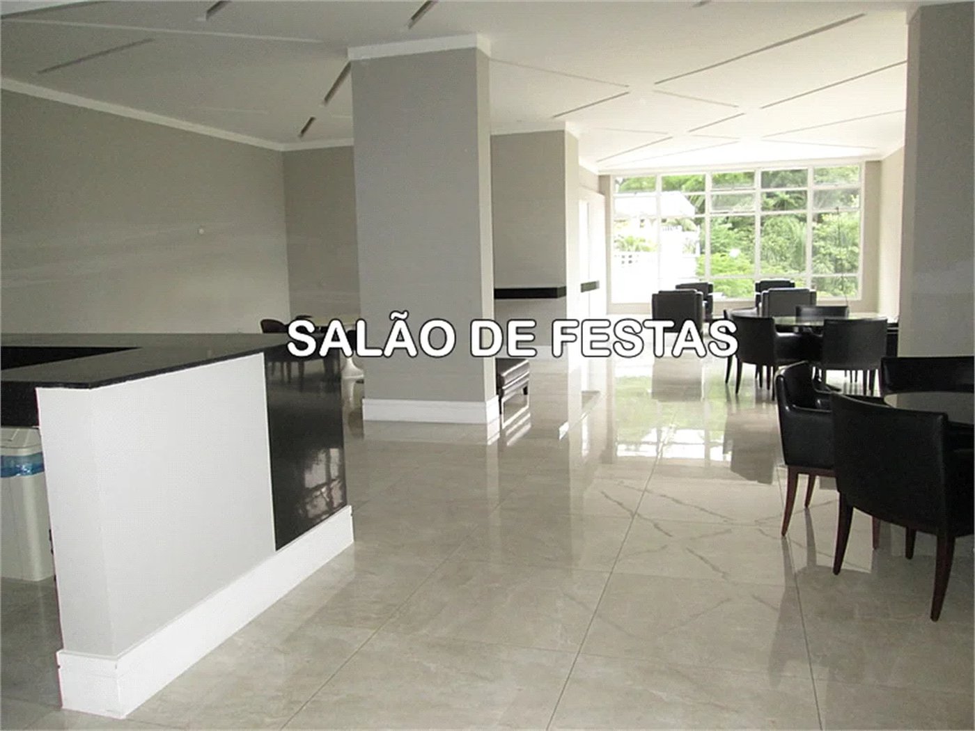 Apartamento à venda com 3 suítes em Jardim Londrina, São Paulo, SP
