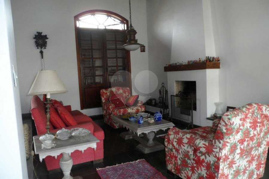 Casa Térrea à venda com 3 suítes em Jardim Franca, São Paulo, SP