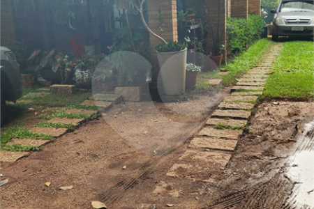 Chácara à venda com 4 quartos, sendo 3 suítes, em Pinheirinho, Vinhedo, SP