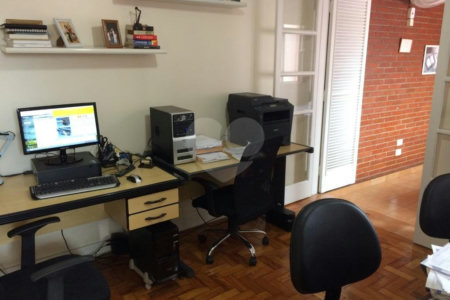 Sobrado à venda com 3 quartos, sendo 1 suíte,  em Brooklin Paulista, São Paulo, SP