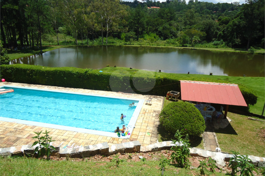 Casa à venda ou para alugar no condomínio Cinco Lagos, Mairiporã - SP