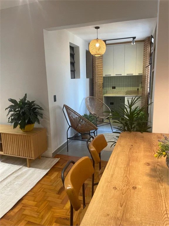 Apartamento à venda com 2 suítes em Pinheiros, São Paulo, SP