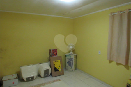 Sobrado à venda com 1 quarto, sendo 2 suítes, em Jardim das Oliveiras, São Paulo, SP