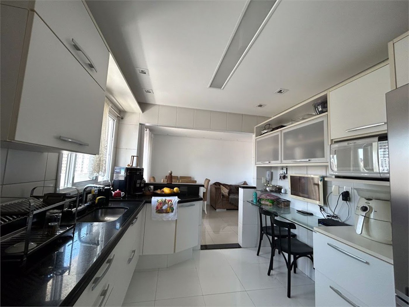 Apartamento com 3 dormitórios à venda, 110 m² por R$ 950.000,00 - Campo Grande - Santos/SP