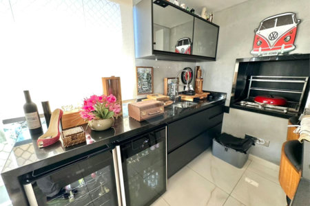 Apartamento à venda com 3 suítes em Vila Regente Feijó, São Paulo, SP